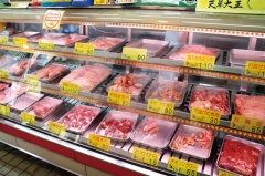 新鮮で安全・安心の国産鳥肉を取り揃えている。